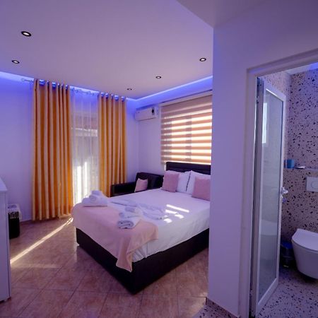 Vila Veli Brothers Sarande Exterior photo