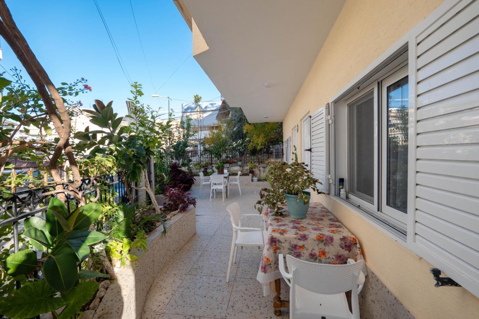 Vila Veli Brothers Sarande Exterior photo